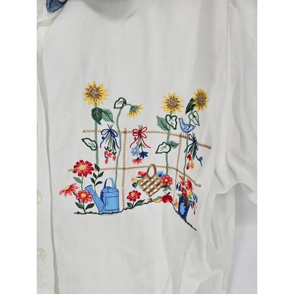 Bobbie Brooks Women's Denim Collar Embroidered Short Sleeve Top Size 14W/16W - Picture 3 of 6